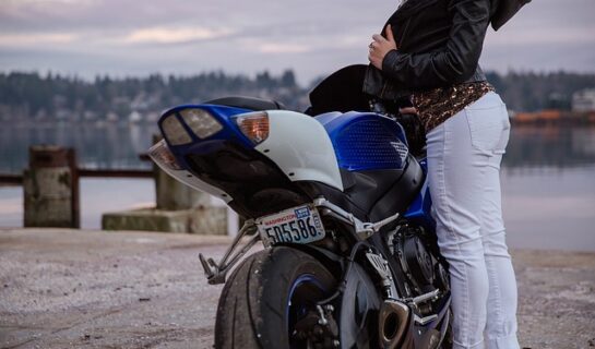 Verkehrsunfall – Haftungsausschluss bei Motorradfahrten als Pulk