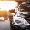 Verkehrsunfall: Erhöhte Betriebsgefahr eines Fahrzeugs mit Fahrtrichtungsanzeiger und Scheinwerfer