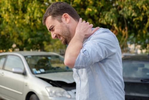 Verkehrsunfall - Erstattungsfähigkeit von Mietwagenkosten und Schmerzensgeld