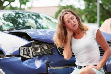 HWS-Distorsion durch Verkehrsunfall mit niedriger kollisionsbedingter Geschwindigkeitsänderung