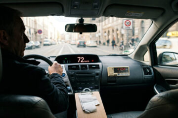 Taxischein weg trotz Betrug und Tempoverstößen ohne MPU