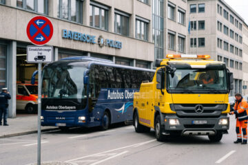 Omnibus im absoluten Haltverbot: Halter muss 4.551 € Abschleppkosten zahlen